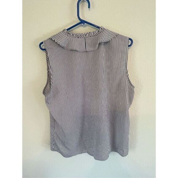Karl Lagerfeld Sleeveless Top (SZ L) - Picture 1 of 3